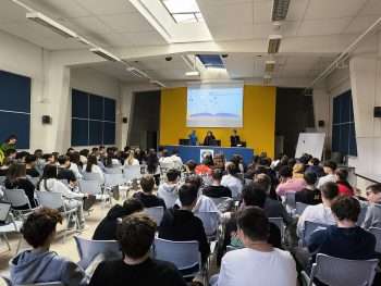 Incontri per le classi prime con le Forze dell’Ordine per la prevenzione e il contrasto del bullismo e Cyberbullismo